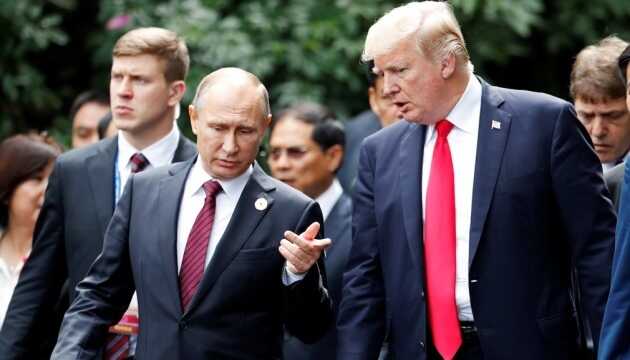 Путін з 2017 року налаштовував Трампа віддати йому Україну