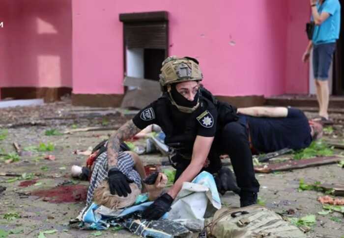 Кількість жертв внаслідок удару по Харкову зросла до 3, під завалами можуть бути ще 5 людей