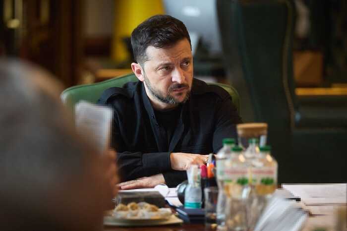 Зеленський дав доручення щодо санкцій проти Росії