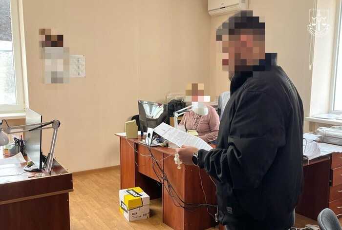Повідомлено про підозру п’ятьом особам, які привласнили понад 240 мільйонів на відбудові водогону до Кривого Рогу