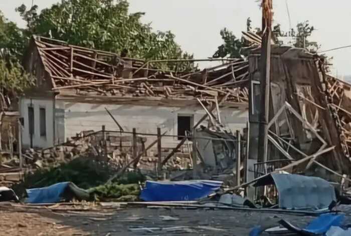 Окупанти завдали удару по Дніпропетровщині: є поранені, зруйновані житлові будинки та пошкоджено газопровід