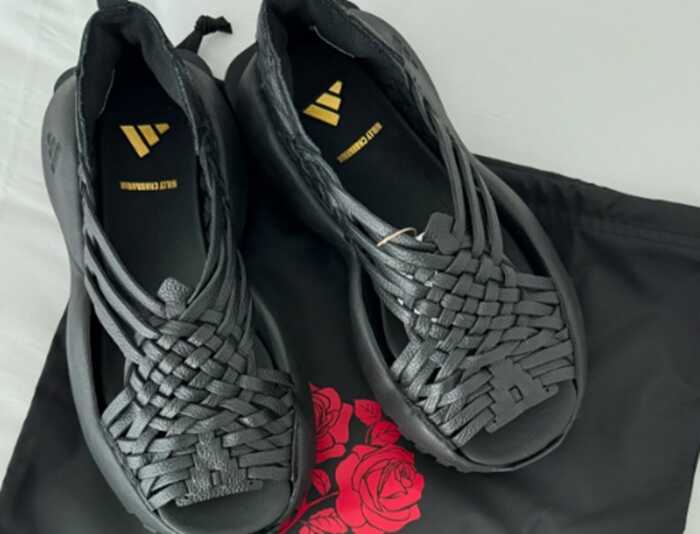 Мексика звинуватила Adidas в культурній апропріації через нову модель взуття, яка нагадує традиційні сандалі