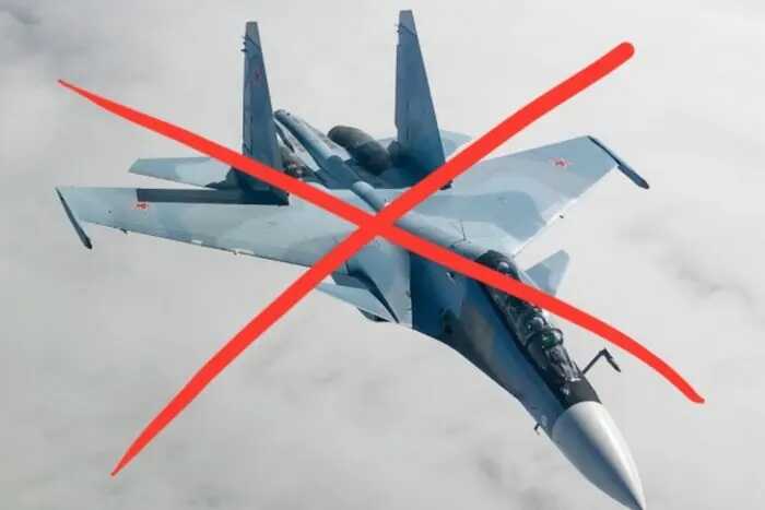 РФ втратила винищувач Су-30СМ поблизу острова Зміїний